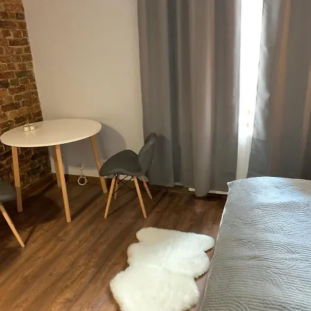 アパート Apartamet *